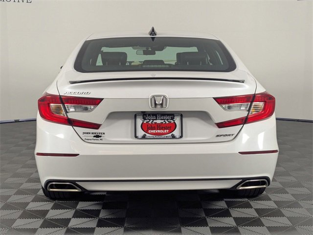 Used 2022 Honda Accord Sport image 6
