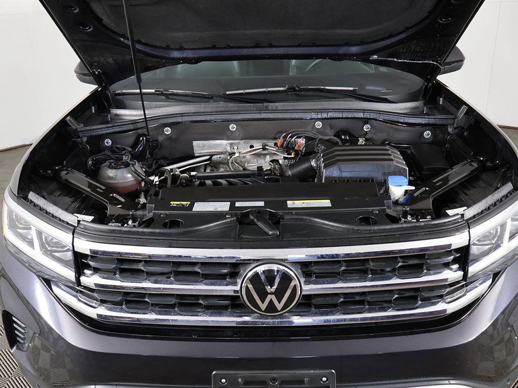 Used 2023 Volkswagen Atlas SE w/ Black Wheel Package AWD/4WD image 19