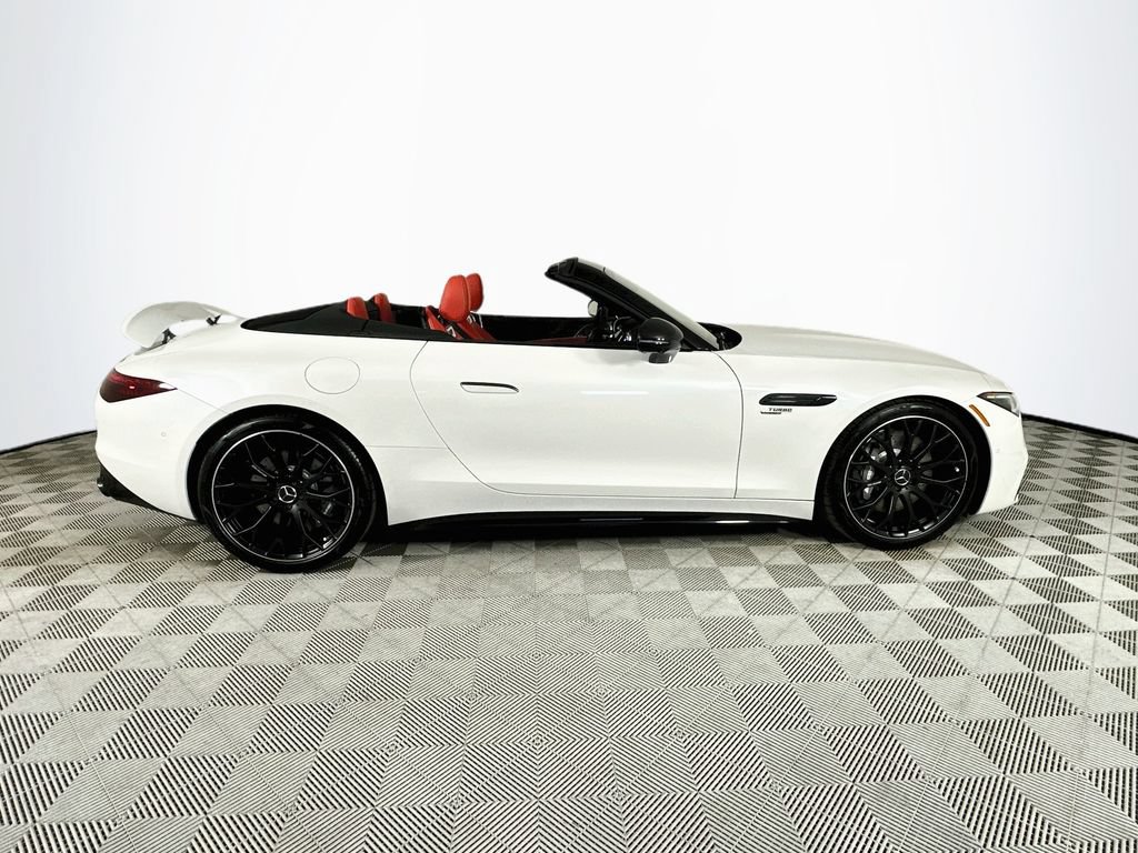 Used 2026 Mercedes-Benz SL 43 AMG w/ Driver Assistance Package image 8