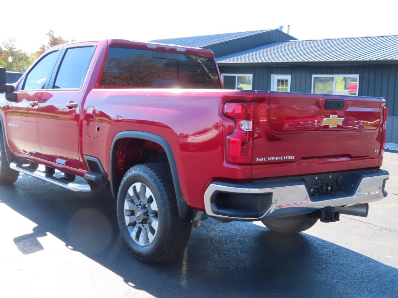Used 2024 Chevrolet Silverado 2500 LT AWD/4WD image 20