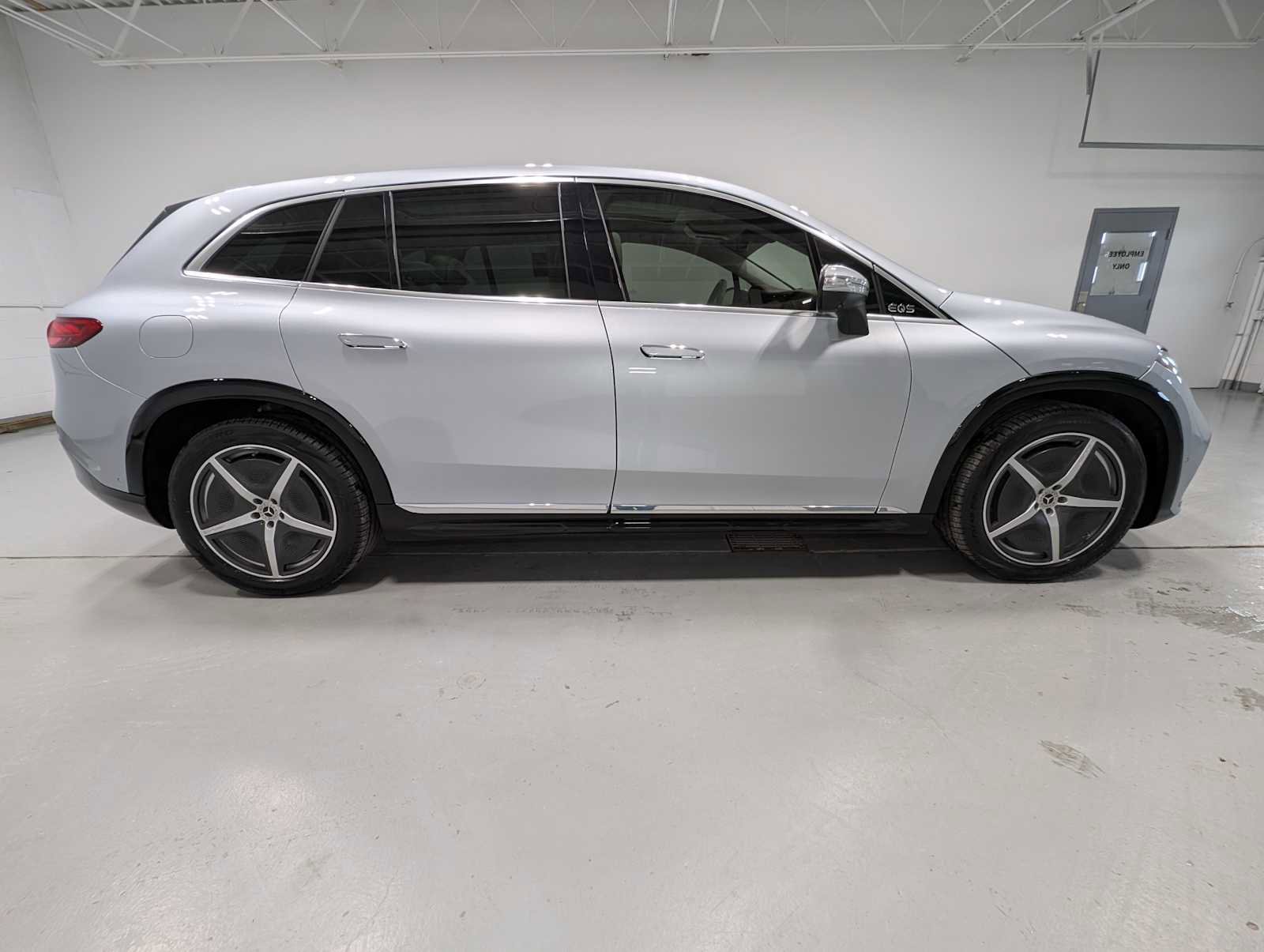 Certified 2023 Mercedes-Benz EQS 580 4MATIC SUV image 7