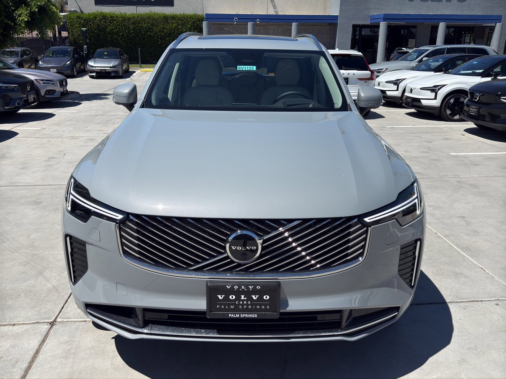 New 2026 Volvo XC90 T8 Ultra w/ Protection Package Premier image 2