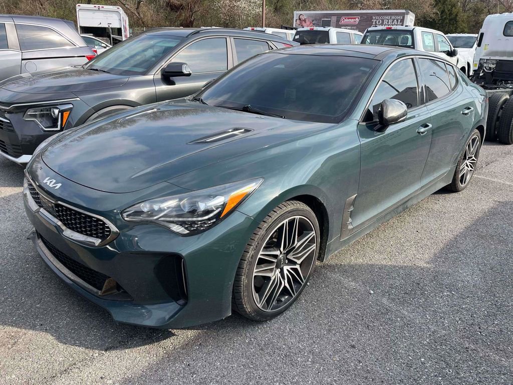Used 2022 Kia Stinger GT2 image 4