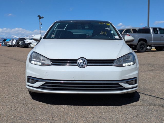 Used 2018 Volkswagen Golf SE image 2