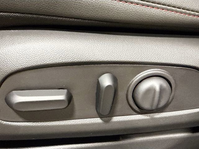 New 2026 Chevrolet Trax RS w/ Sunroof Package image 21