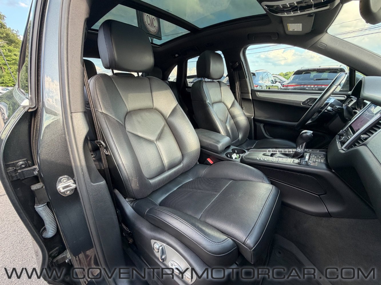 Used 2017 Porsche Macan S AWD/4WD image 28