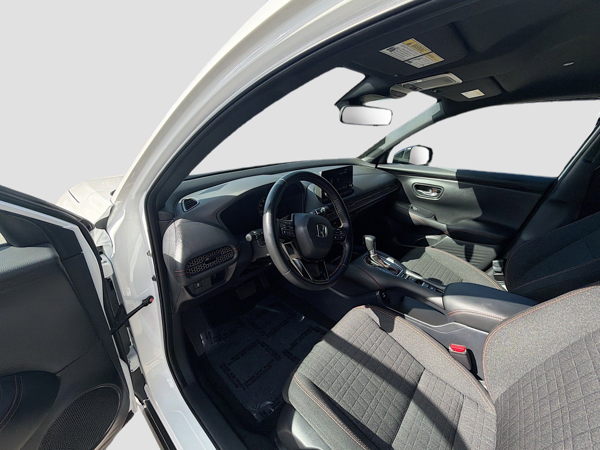 Certified 2025 Honda HR-V Sport image 9