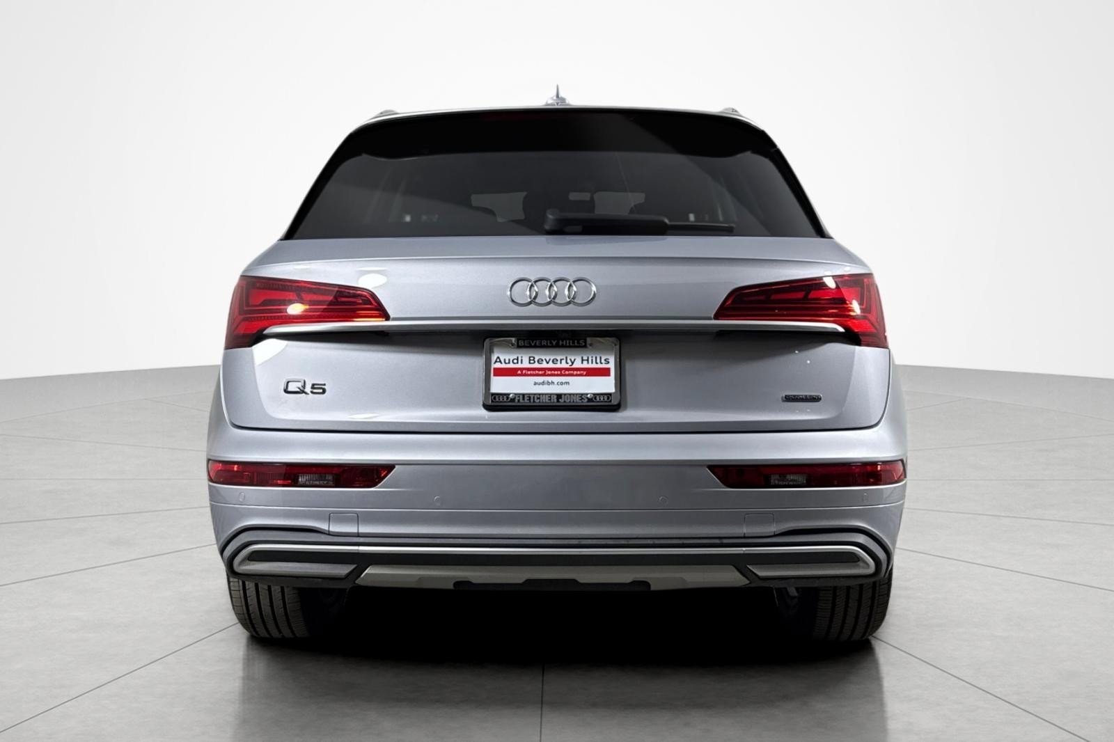 Used 2023 Audi Q5 2.0T Premium Plus w/ Premium Plus Package image 4