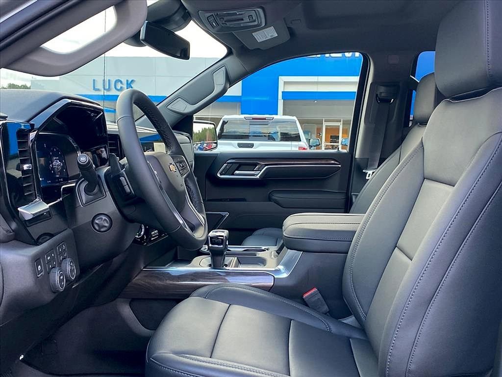 New 2026 Chevrolet Silverado 1500 LTZ image 10