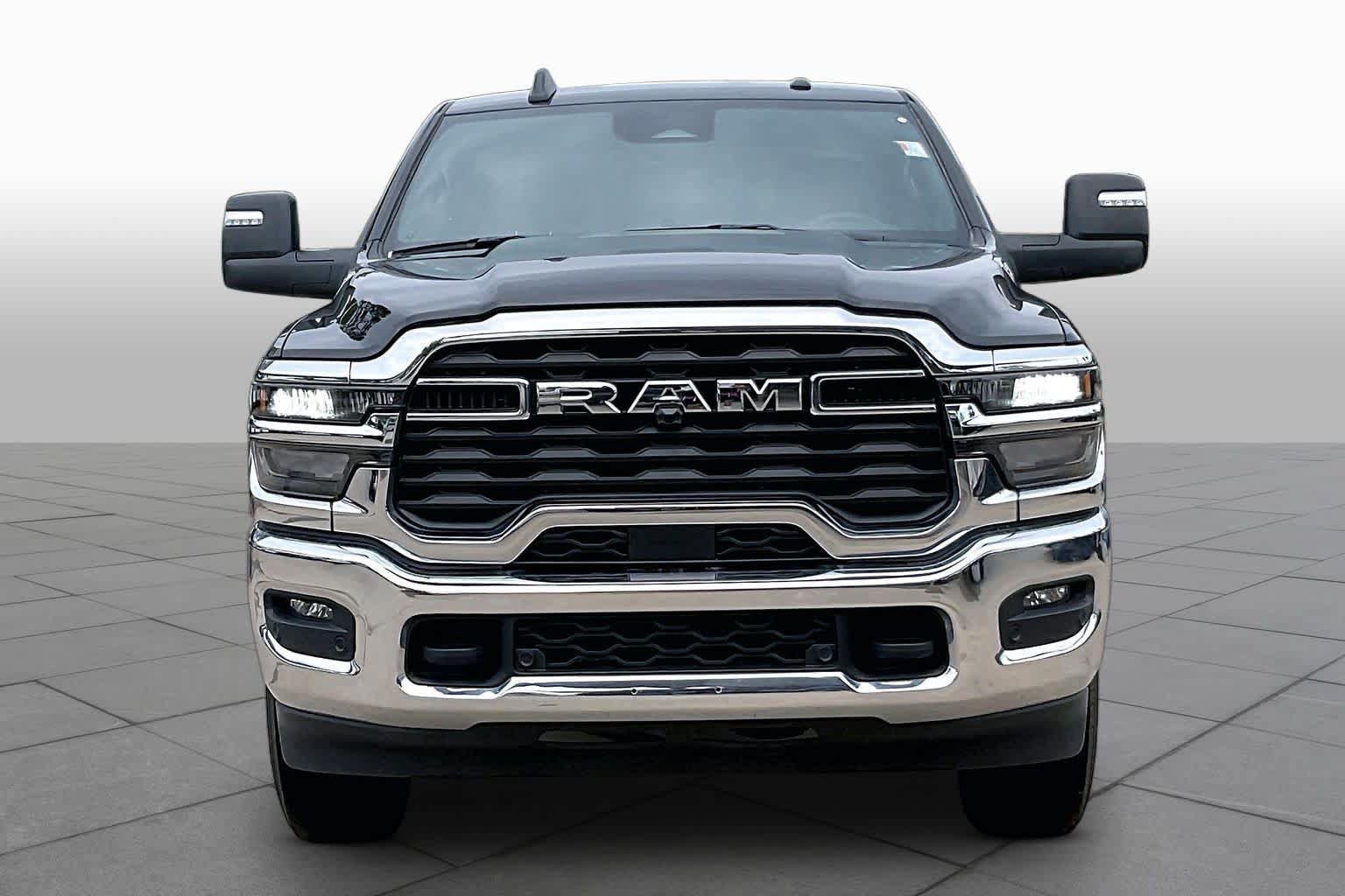 Certified 2025 RAM 2500 Big Horn AWD/4WD image 4
