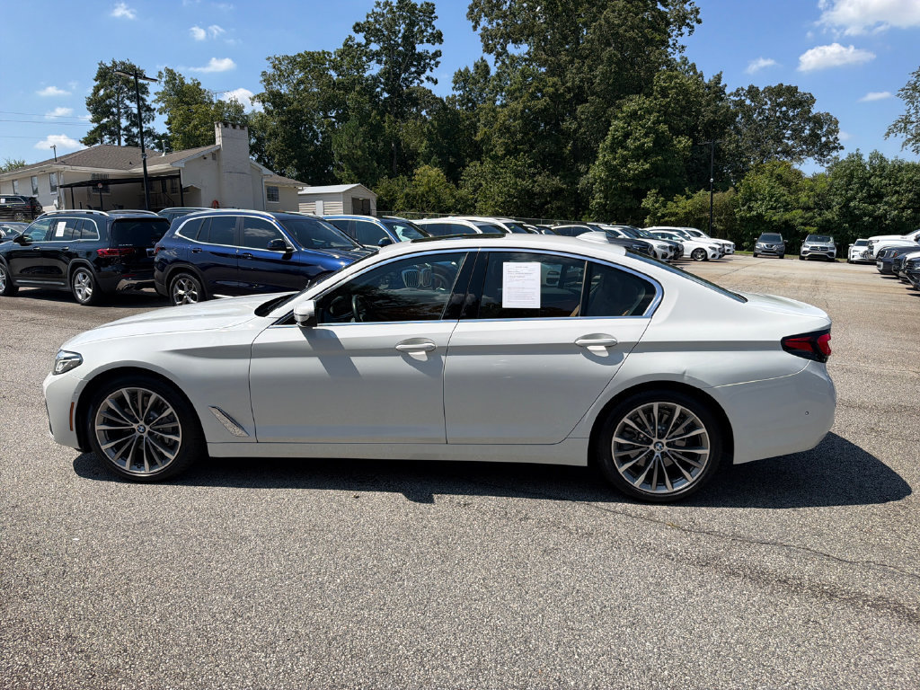 Used 2021 BMW 530i w/ Premium Package RWD image 4