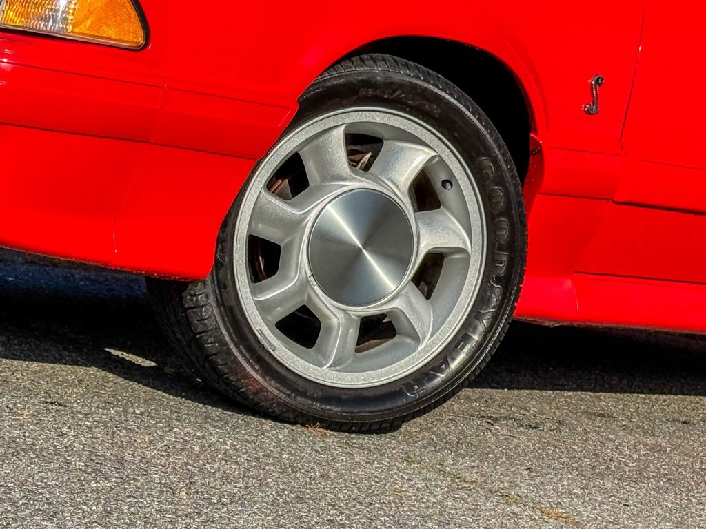 Used 1993 Ford Mustang Cobra image 5