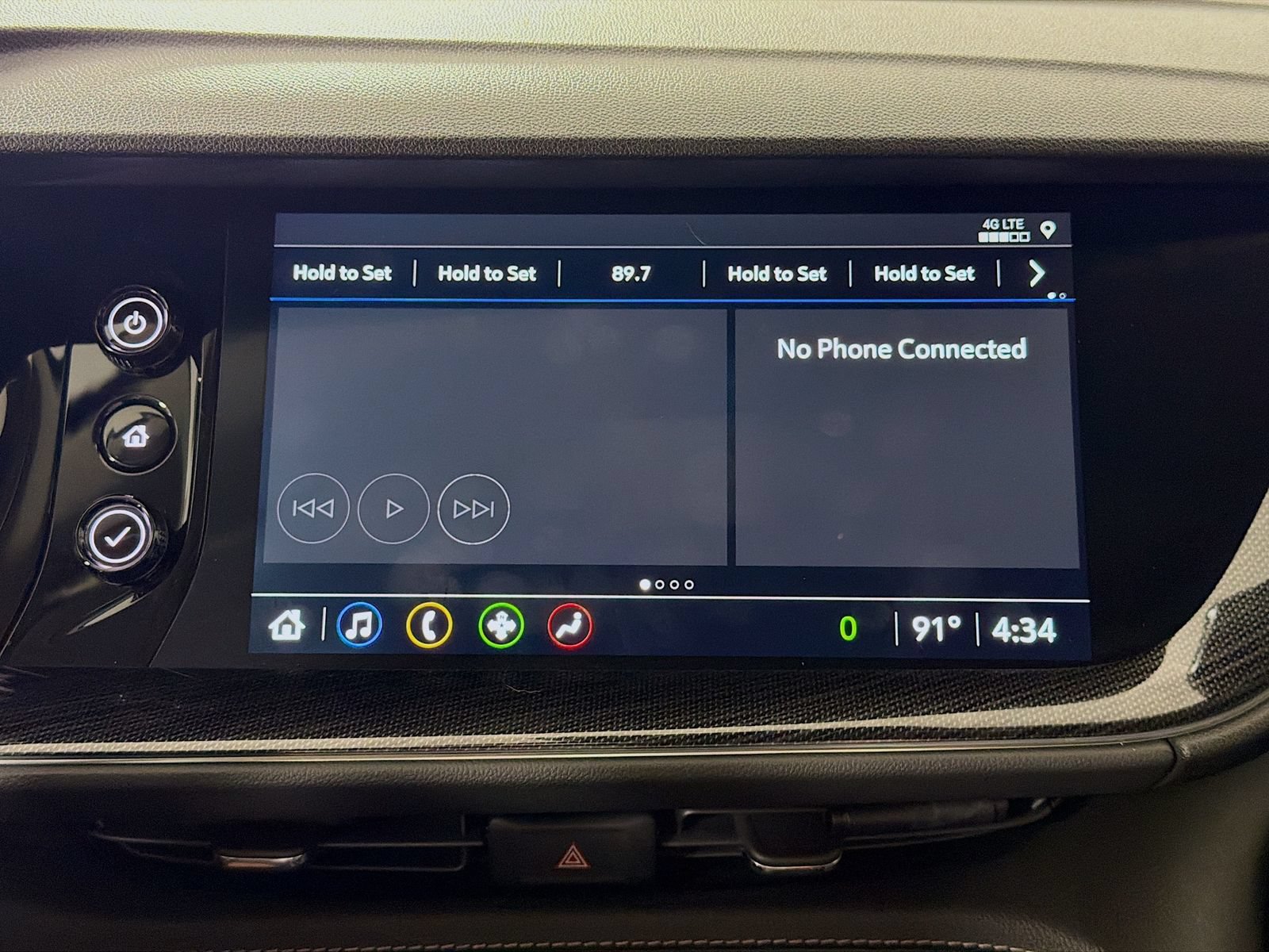 Used 2023 Buick Envision Essence w/ Sport Touring Package AWD/4WD image 16