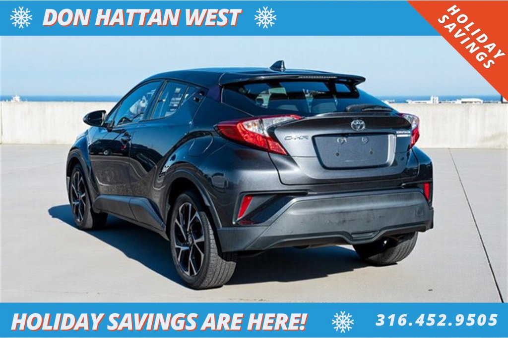 Used 2021 Toyota C-HR XLE image 29