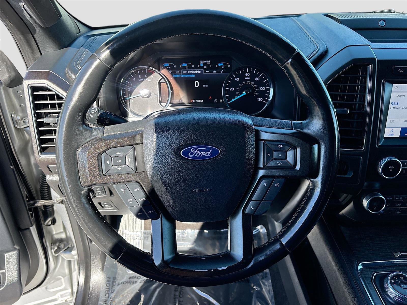 Used 2020 Ford Expedition Limited image 11