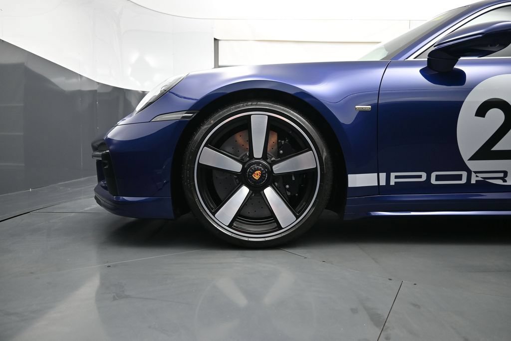 Used 2023 Porsche 911 Sport Classic RWD image 7