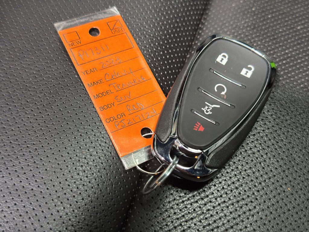 Used 2023 Chevrolet Traverse Premier image 47