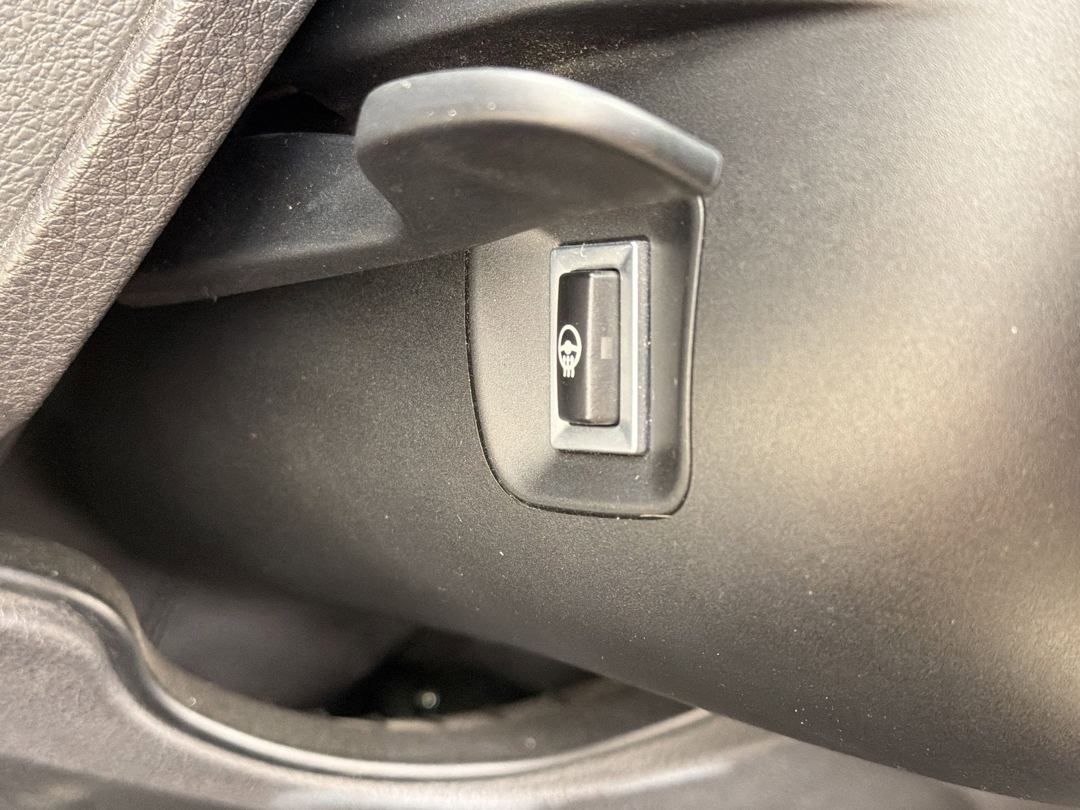 Used 2016 BMW 228i xDrive Convertible AWD/4WD image 22