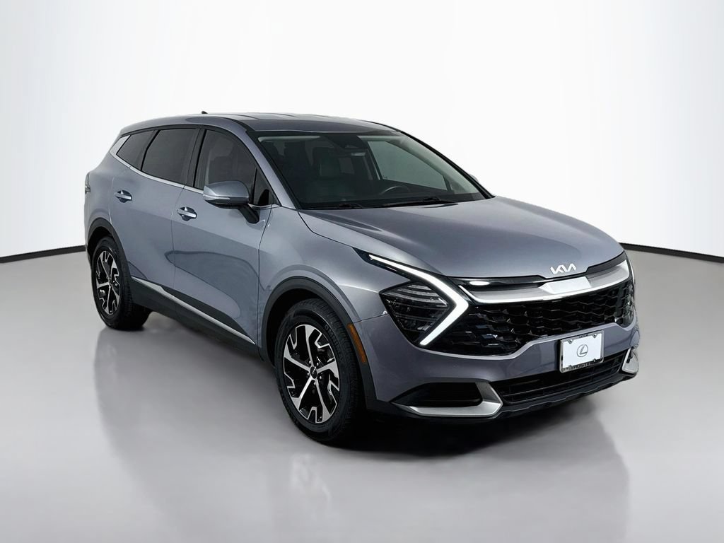 Used 2024 Kia Sportage EX FWD image 3