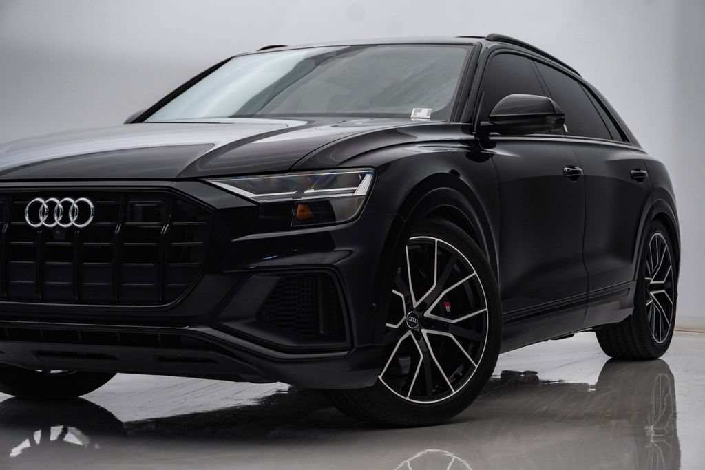 Used 2021 Audi SQ8 Premium Plus w/ SQ8 Black Optic Package AWD/4WD image 2