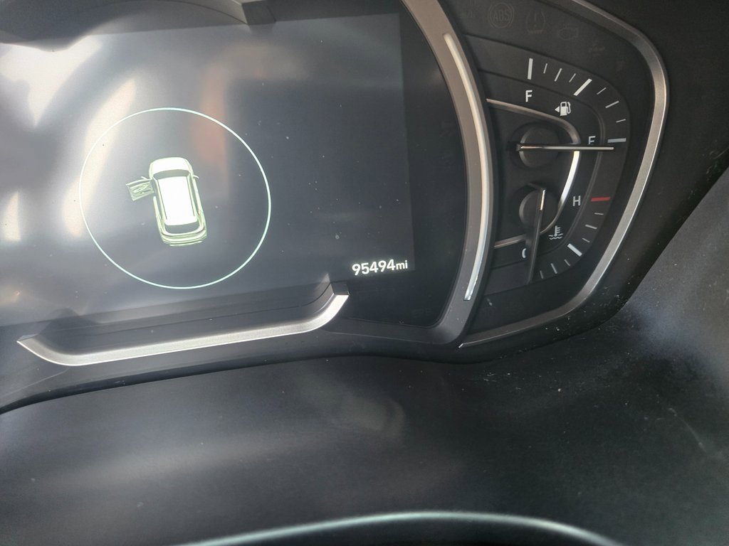 Used 2020 Hyundai Santa Fe SEL image 11