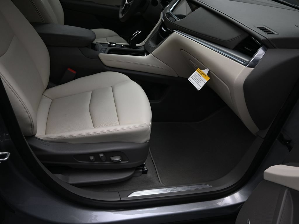 New 2026 Cadillac XT5 Premium Luxury w/ Driver Assist Package FWD image 22