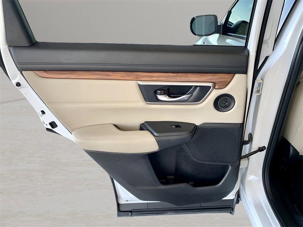 Used 2022 Honda CR-V Touring image 17
