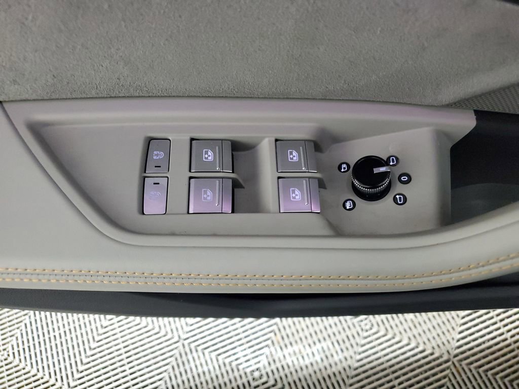 Certified 2024 Audi Q8 e-tron Prestige w/ Prestige Package AWD/4WD image 20