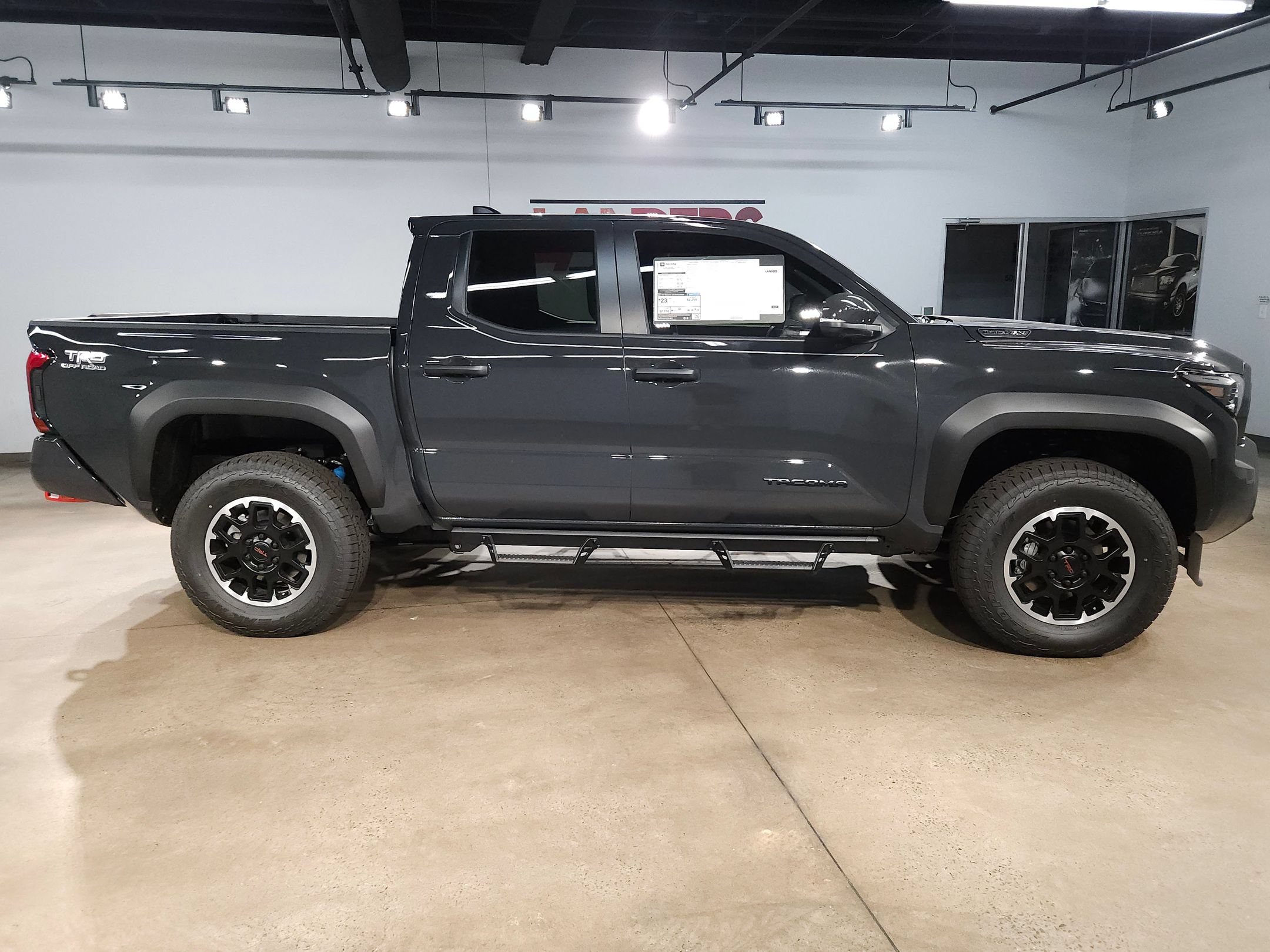 New 2026 Toyota Tacoma TRD Off-Road AWD/4WD image 8