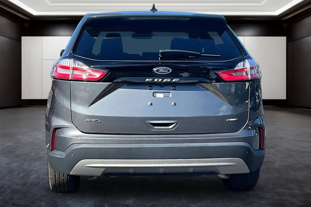 Used 2024 Ford Edge SEL w/ Convenience Package AWD/4WD image 5
