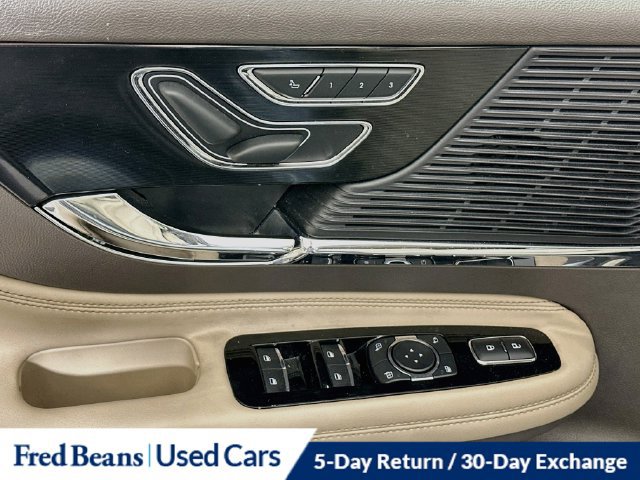 Certified 2022 Lincoln Corsair AWD w/ Equipment Group 101A image 25