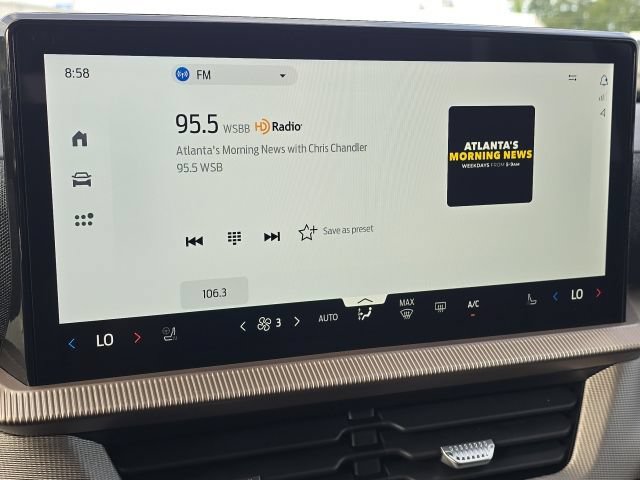 Used 2025 Ford Explorer Active w/ Active Comfort Package RWD image 34