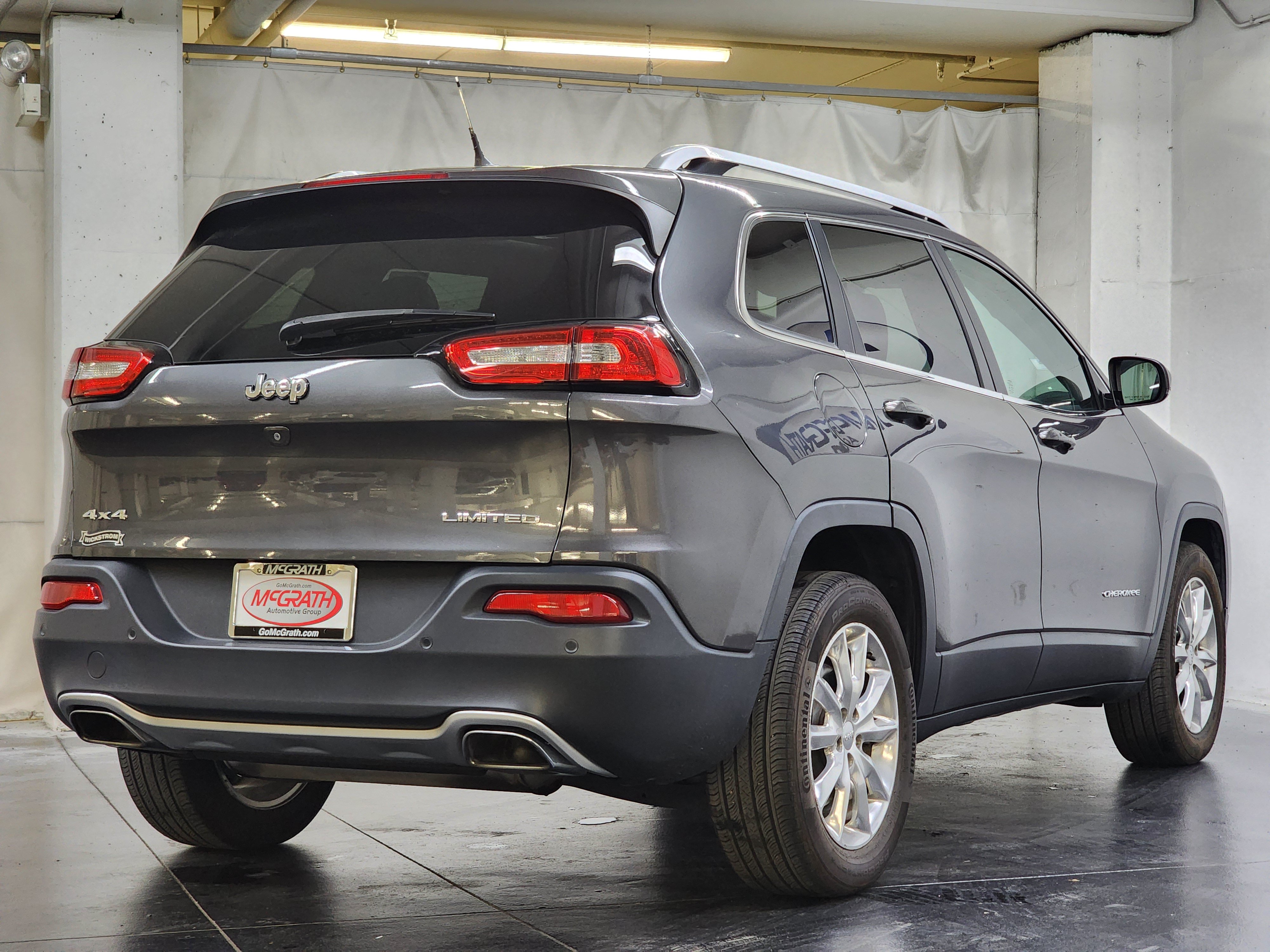 Used 2015 Jeep Cherokee Limited AWD/4WD image 5