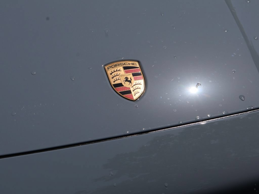 New 2026 Porsche Cayenne E-Hybrid Coupe AWD/4WD image 13