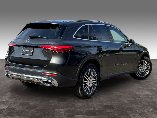 Used 2026 Mercedes-Benz GLC 300 4MATIC image 5