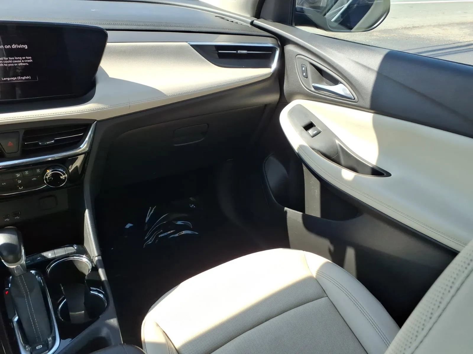 Used 2024 Buick Encore GX Sport Touring image 19