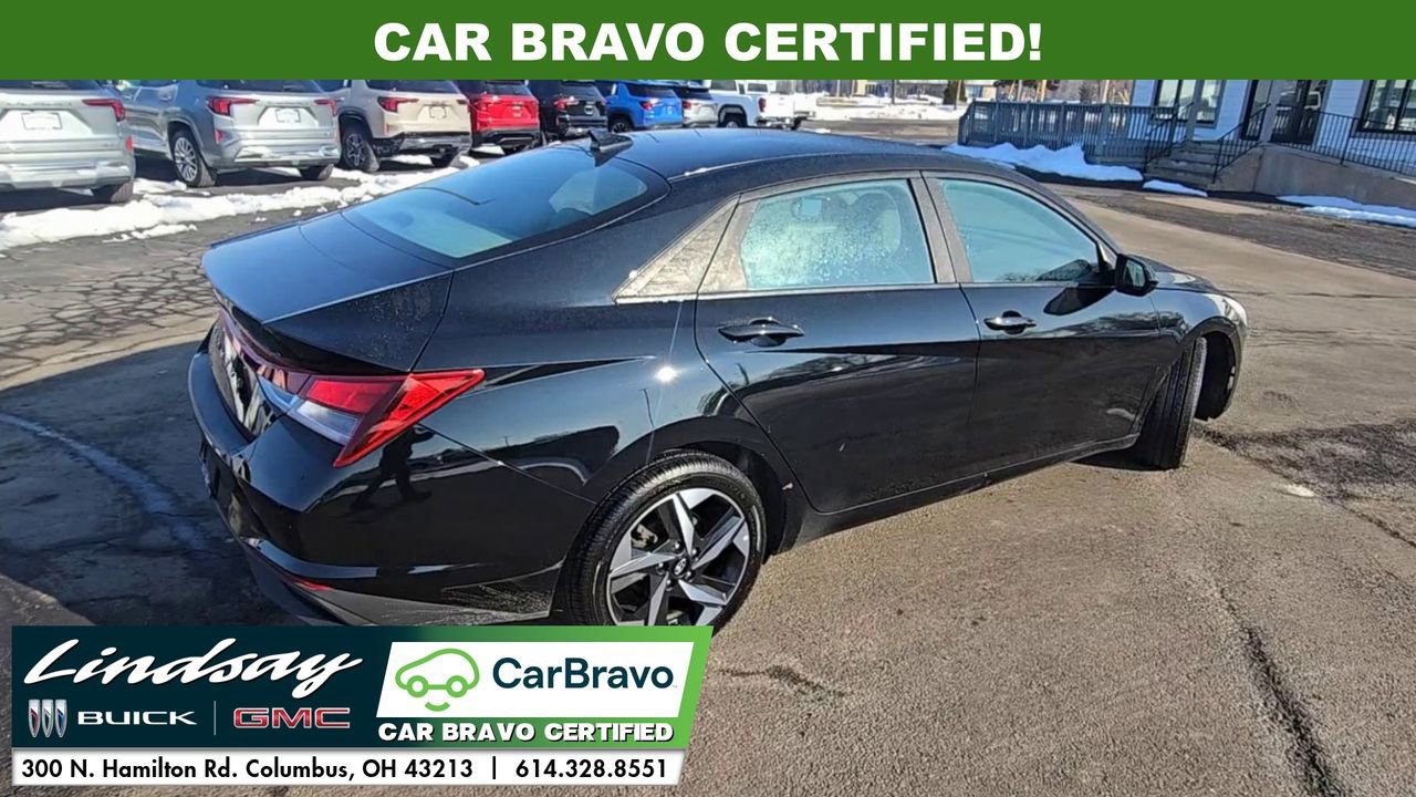 Used 2023 Hyundai Elantra SEL w/ Convenience Package image 9