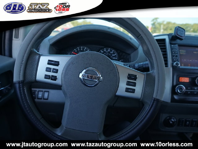 Used 2020 Nissan Frontier SV w/ Midnight Edition Floor Mats AWD/4WD image 16
