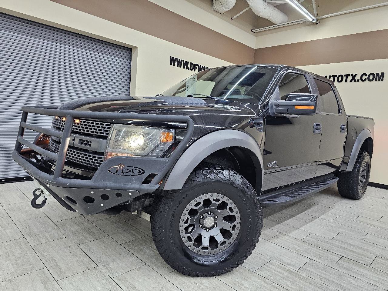 Used 2014 Ford F150 Raptor w/ Equipment Group 801A Luxury image 1