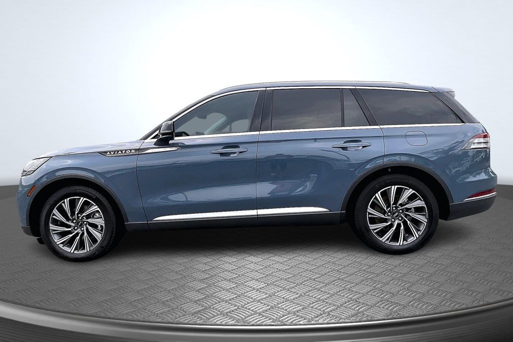 Used 2026 Lincoln Aviator 2WD image 8