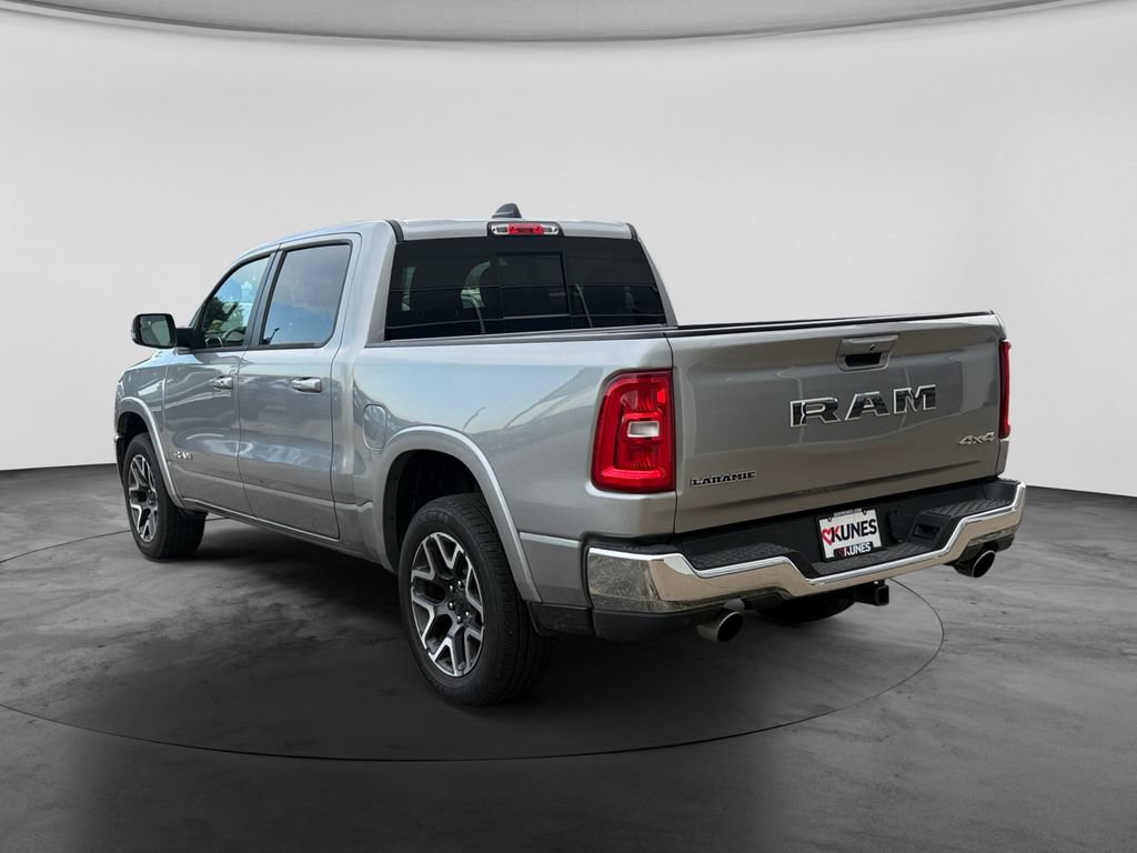 Used 2026 RAM 1500 Laramie AWD/4WD image 7