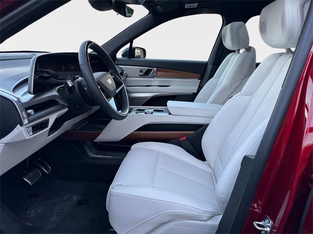 New 2026 Cadillac Vistiq Sport w/ LPO, Floor Liner Package image 16