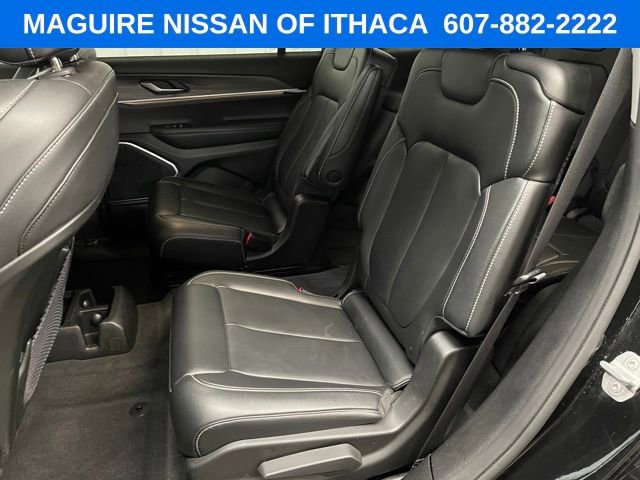 Used 2021 Jeep Grand Cherokee L Limited AWD/4WD image 18