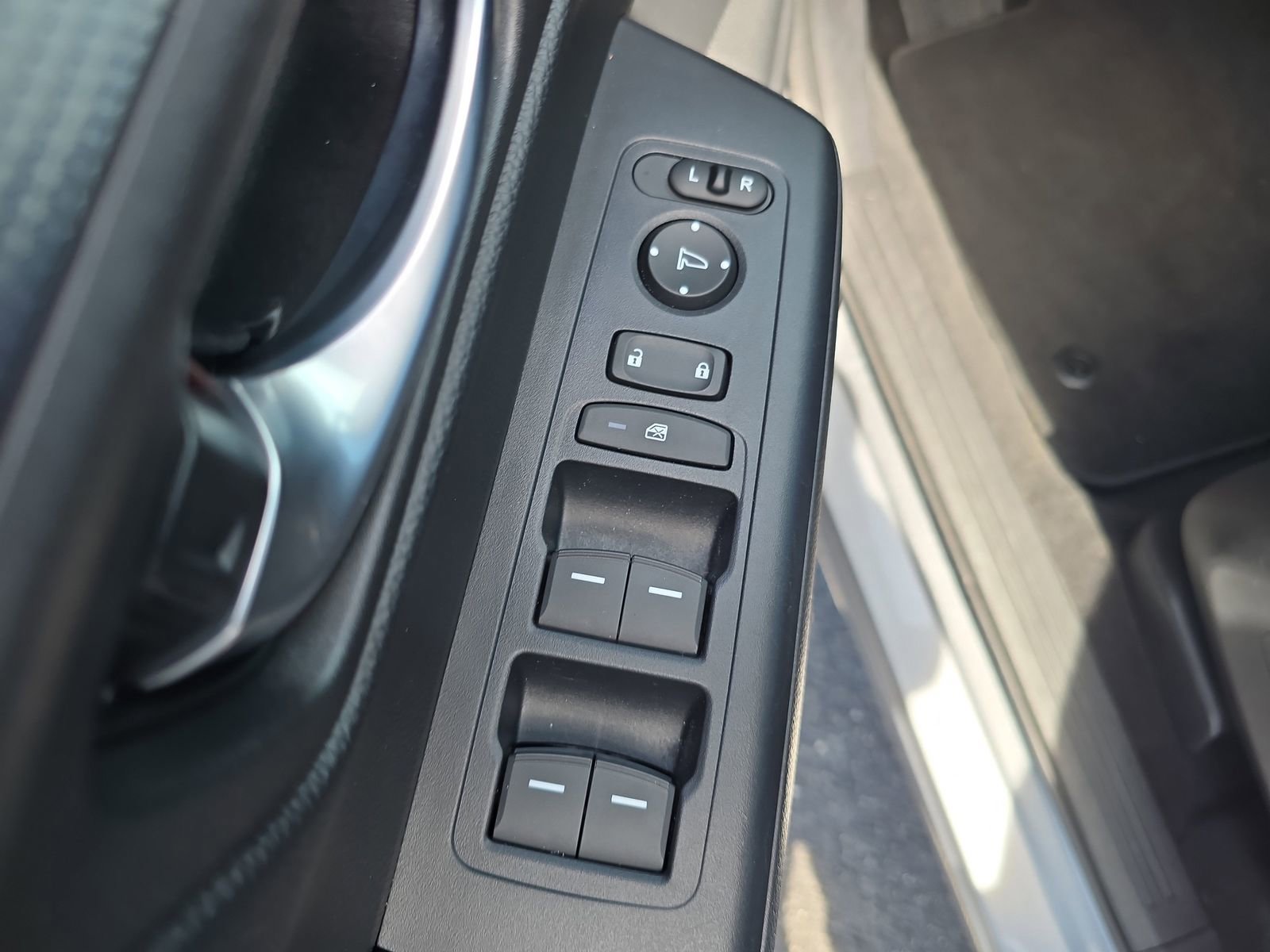 Used 2024 Honda CR-V Sport-L image 14