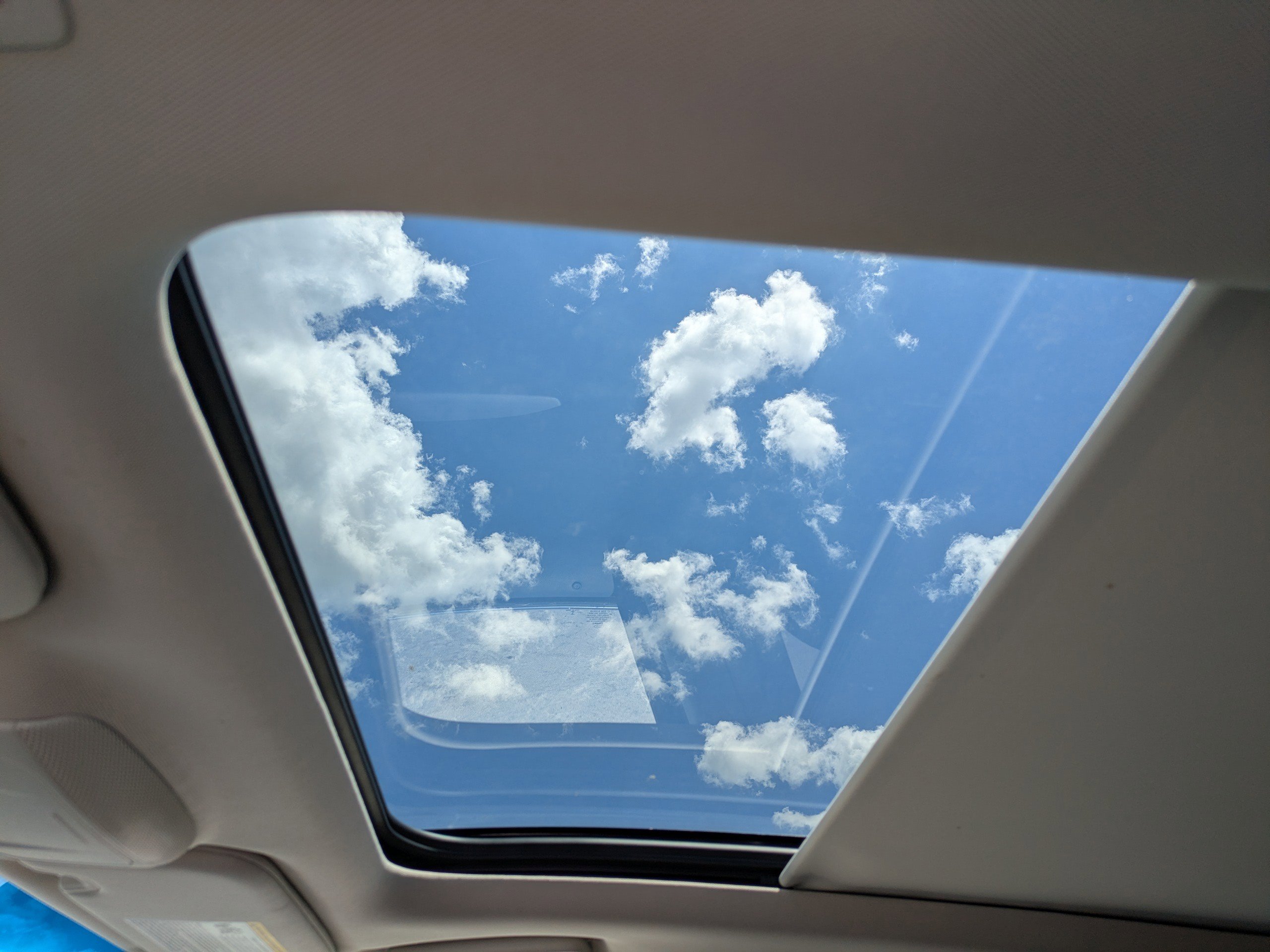 Used 2019 Ford Edge Titanium w/ Cold Weather Package AWD/4WD image 19