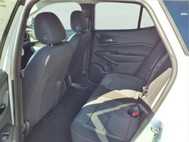 New 2026 Chevrolet Trax LS w/ LS Convenience Package FWD image 19