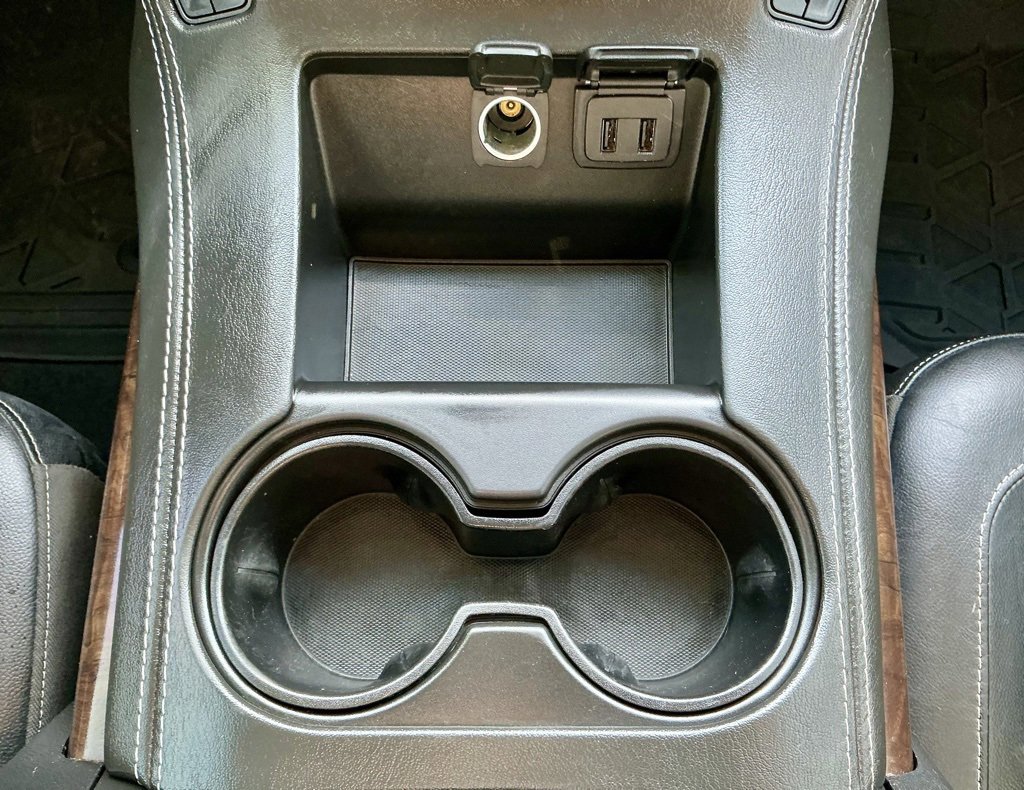 Used 2020 Chevrolet Suburban LT w/ Luxury Package image 33