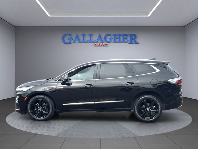 Used 2024 Buick Enclave Essence w/ Experience Buick Package image 9