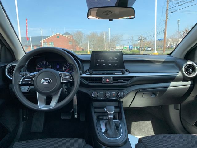 Used 2020 Kia Forte LXS FWD image 14