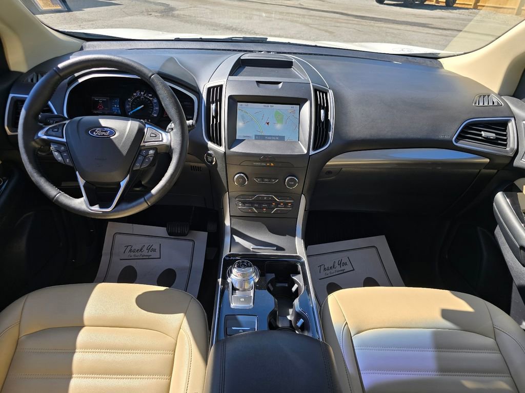 Used 2020 Ford Edge SEL w/ Convenience Package AWD/4WD image 3